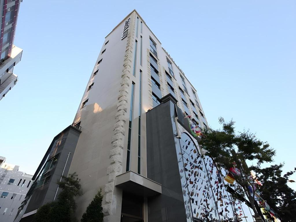 Business Design Hotel Luv Incheon Esterno foto
