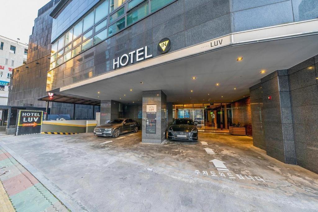 Business Design Hotel Luv Incheon Esterno foto